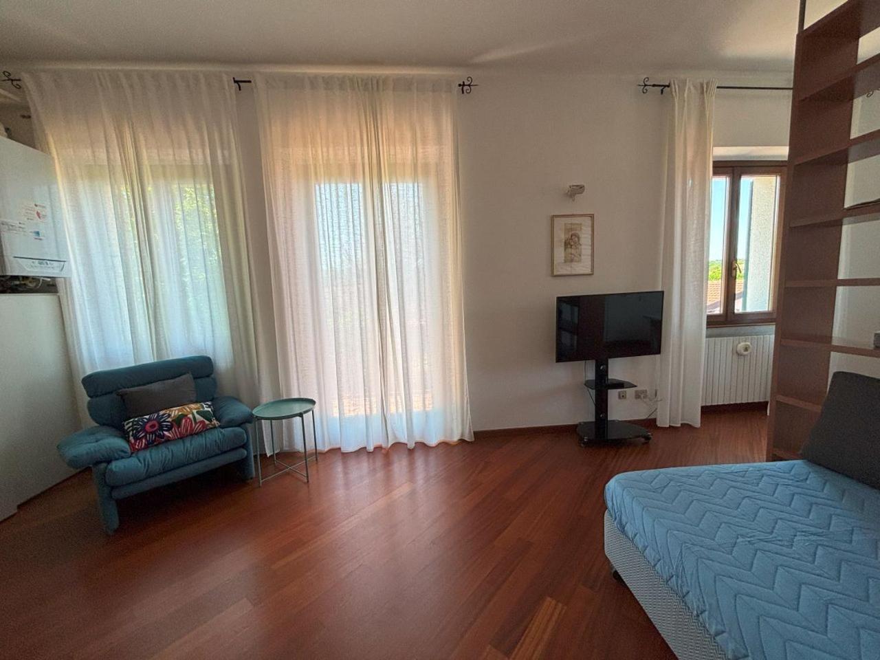 Borgo Ticino Casa Vacanze Magnolia חדר תמונה
